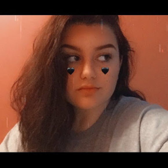 Meet your Posher, Brooklin - Picture 1 of 1